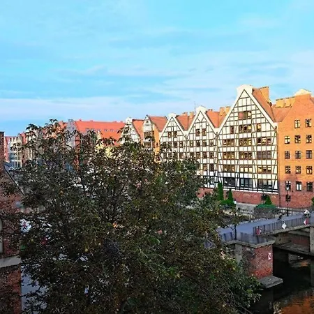 Urban Nest & Kotwicznikow 21